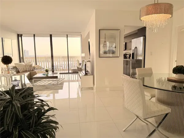 1000 W Island Blvd #1911, Aventura, FL 33160