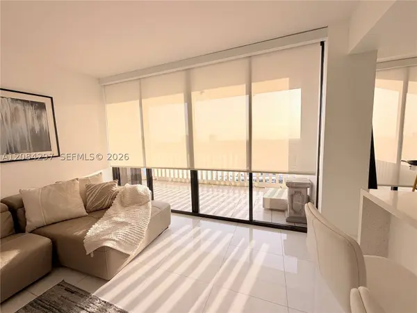 1000 W Island Blvd #1911, Aventura, FL 33160