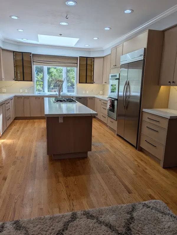 21631 Summit Rd, Los Gatos, CA 95033-8402