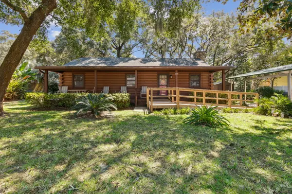 1482 Nottingham Dr, Fernandina Beach, FL 32034-8439