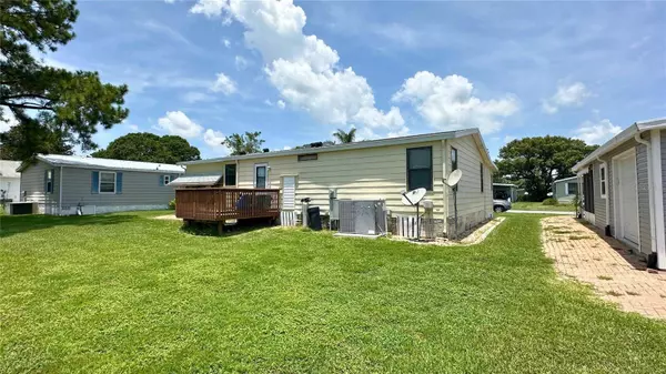 908 ROSE LN, Lady Lake, FL 32159