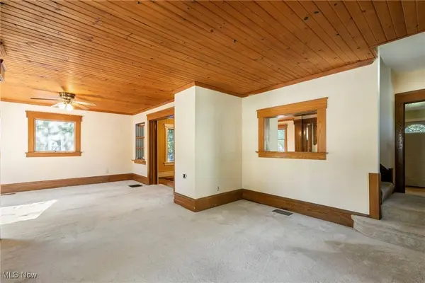 220 E Elm ST, Kent, OH 44240