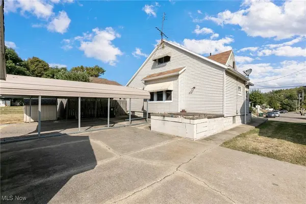 2526 17th ST NE, Canton, OH 44705