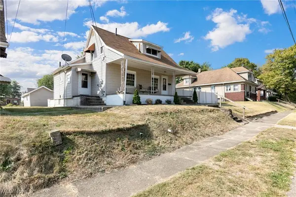 2526 17th ST NE, Canton, OH 44705