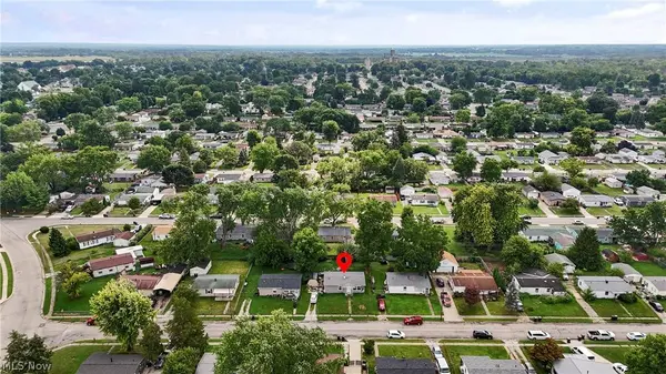 306 Rawson DR, New Carlisle, OH 45344