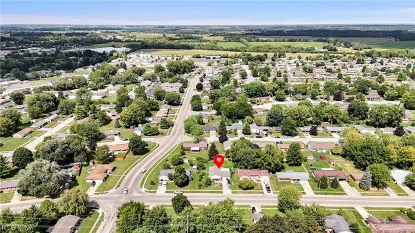 404 E Lexington RD, Eaton, OH 45320