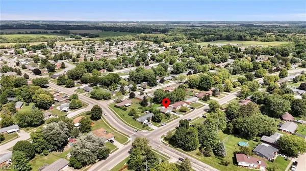 404 E Lexington RD, Eaton, OH 45320