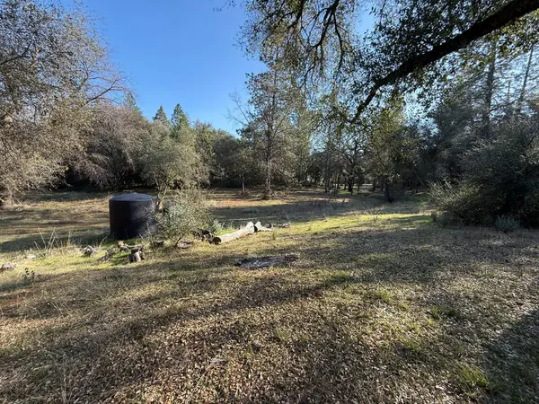 70 Lake Wyandotte DR, Oroville, CA 95966