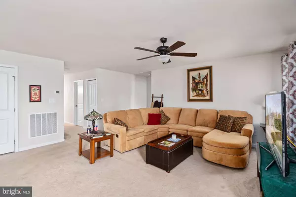 2206 SEDGWICK DR, Remington, VA 22734