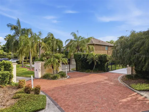 21115 PRESERVATION DR, Land O Lakes, FL 34638