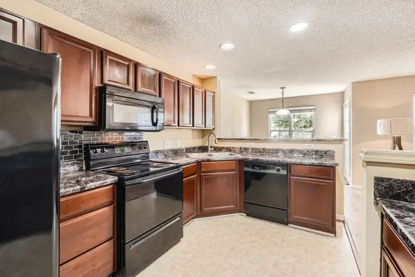 3420 Caldwell Ridge Pkwy, Charlotte, NC 28213-2124