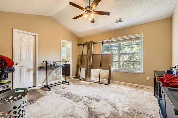 3505 Mayspring Dr, Charlotte, NC 28269-0183