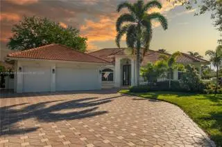 800 NW 115th Ave, Plantation, FL 33325