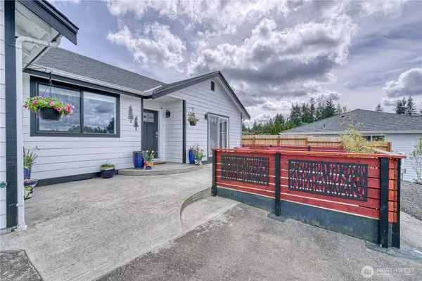 37498 Hood Canal DR NE, Hansville, WA 98340