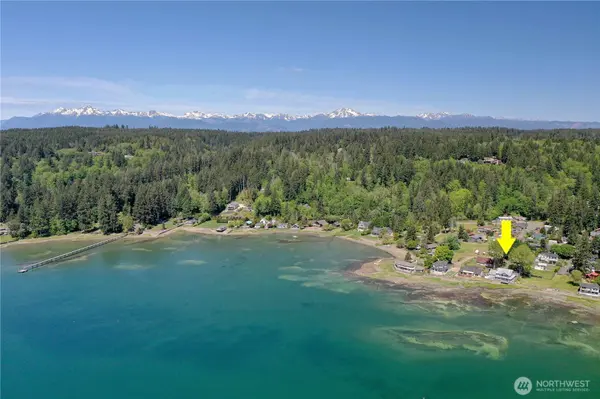 135 NE Boad Haven RD, Belfair, WA 98528