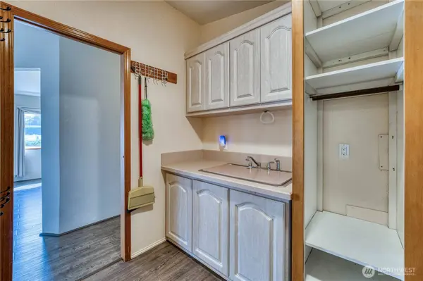 626 N Priest RD, Sequim, WA 98382