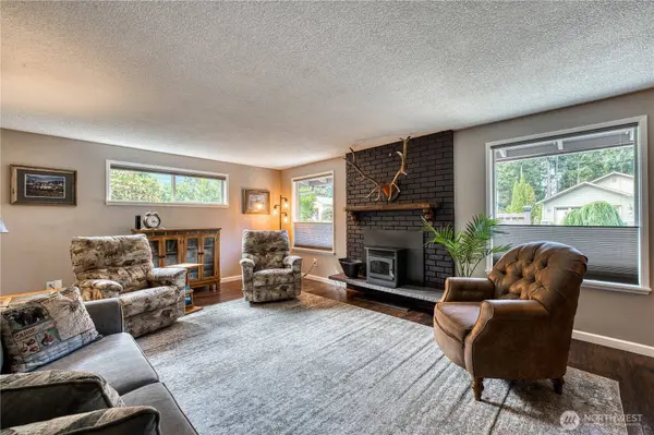 127 Sunset PL, Sequim, WA 98382