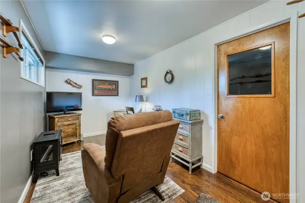 127 Sunset PL, Sequim, WA 98382