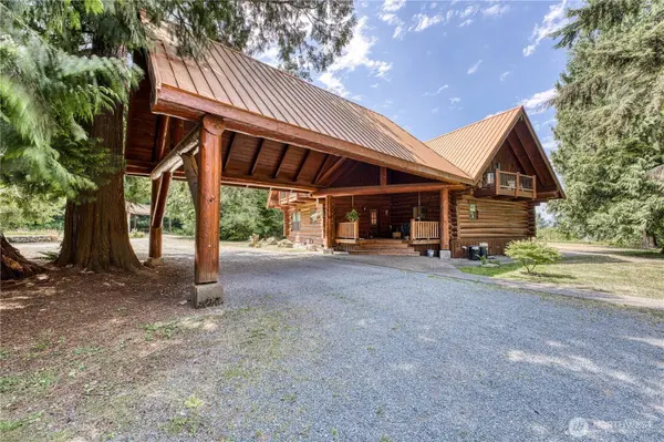 35837 Fox Creek LN, Sedro Woolley, WA 98284
