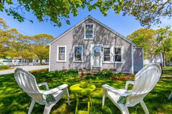 26 Wilson Avenue, Buzzards Bay, MA 02532