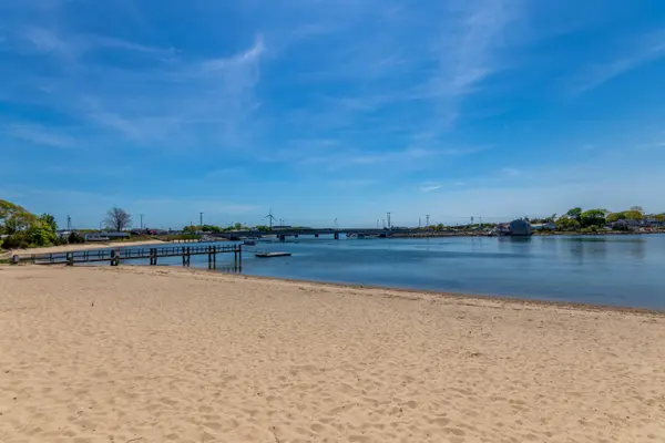 26 Wilson Avenue, Buzzards Bay, MA 02532