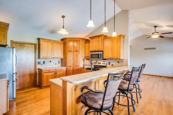 15050 W Shadow Lakes St, Wichita, KS 67223