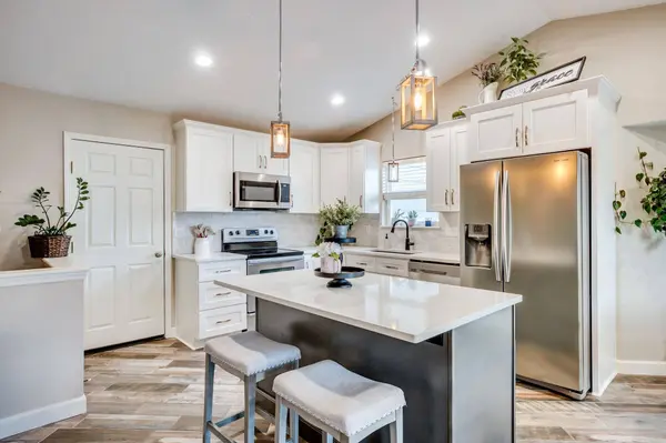 2910 N Cardington Ct, Wichita, KS 67205