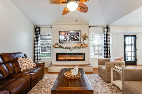 10912 W Central Park St, Wichita, KS 67205