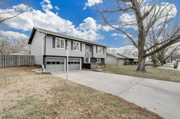 208 S Roupp, Hesston, KS 67062