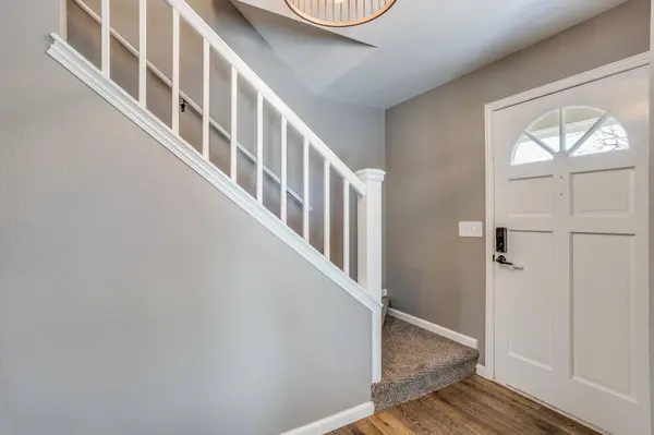 1319 E Warren Ave, Derby, KS 67037