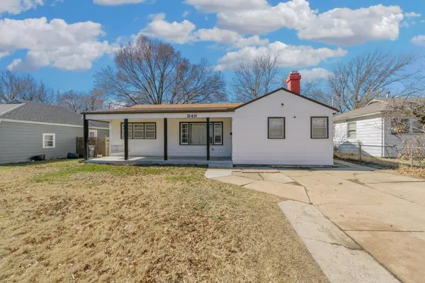 849 Lexington Rd, Wichita, KS 67218
