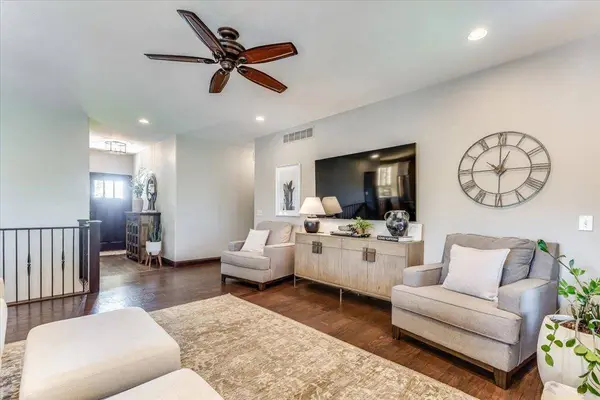 13723 W Highland Springs Ct, Wichita, KS 67235