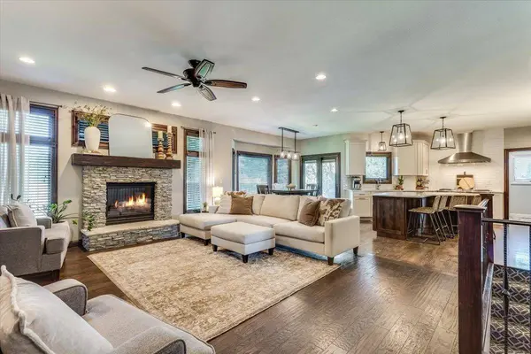 13723 W Highland Springs Ct, Wichita, KS 67235