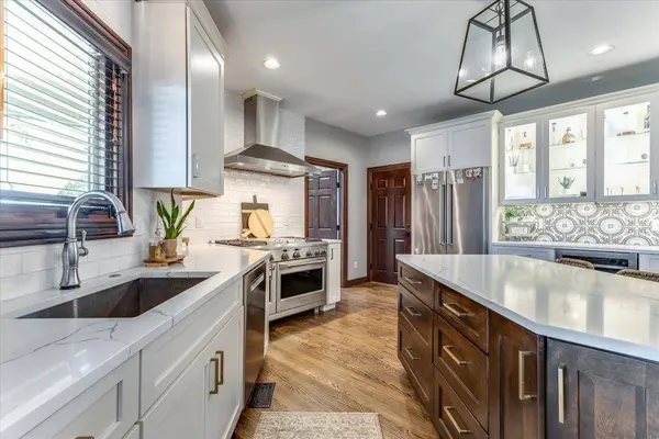 13723 W Highland Springs Ct, Wichita, KS 67235