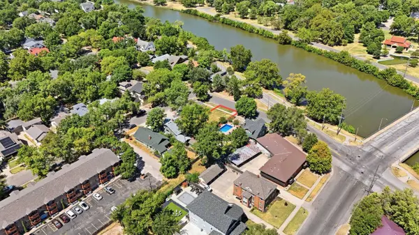 917 W Riverside, Wichita, KS 67203