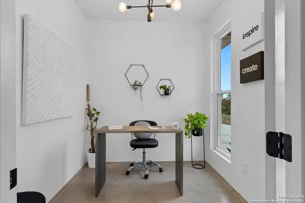 714 Misty Water Ln, San Antonio, TX 78260