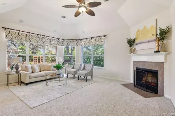 914 Desert Blf, San Antonio, TX 78258