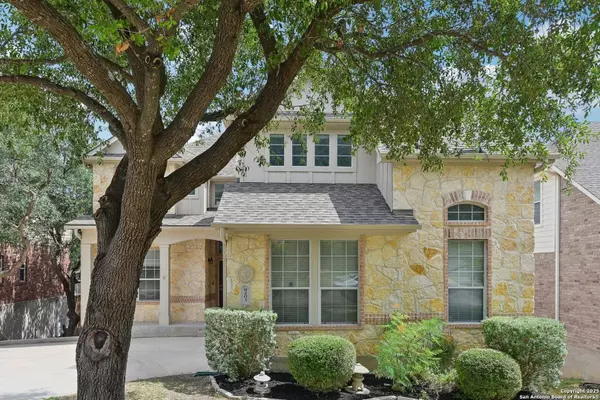 8203 Setting Moon, San Antonio, TX 78255