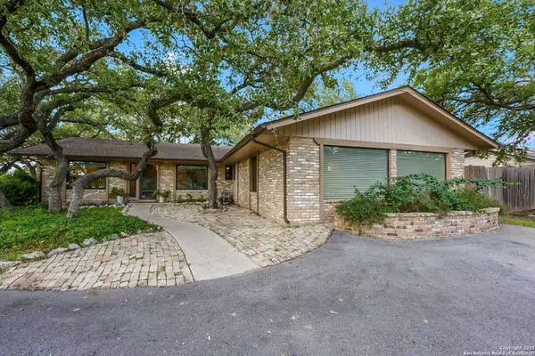 525 Fleetwood, Hollywood Park, TX 78232