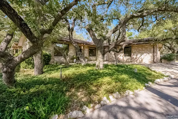 525 Fleetwood, Hollywood Park, TX 78232