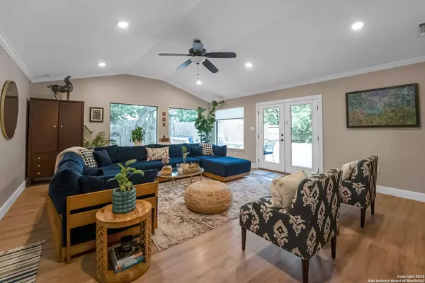 525 Fleetwood, Hollywood Park, TX 78232