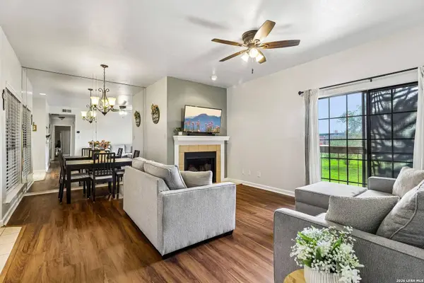 11839 Parliament UNIT 921, San Antonio, TX 78216