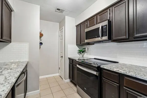 11839 Parliament UNIT 921, San Antonio, TX 78216