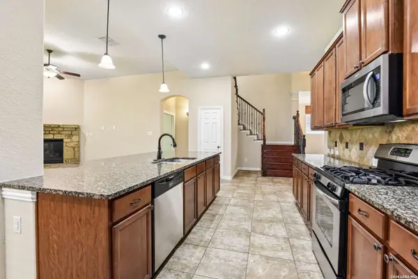 1903 ROARING FRK, San Antonio, TX 78260