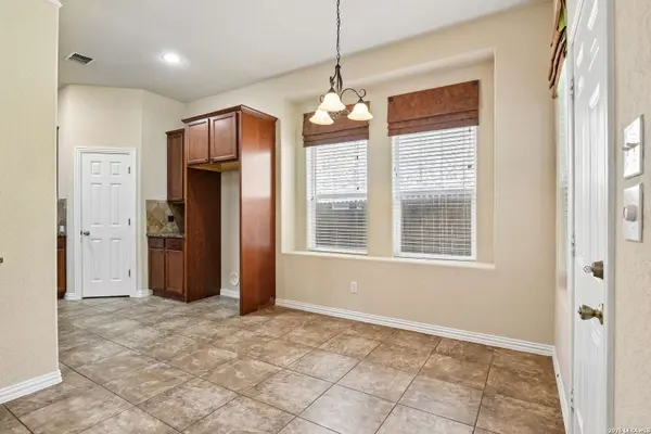 1903 ROARING FRK, San Antonio, TX 78260