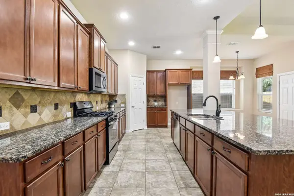 1903 ROARING FRK, San Antonio, TX 78260