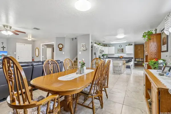 620 NORTHLAKE DR, New Braunfels, TX 78130