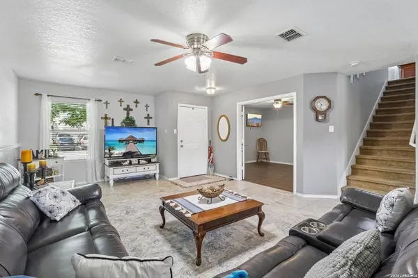620 NORTHLAKE DR, New Braunfels, TX 78130