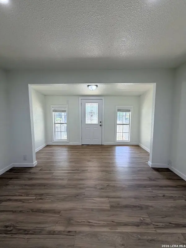 163 Continental, San Antonio, TX 78228