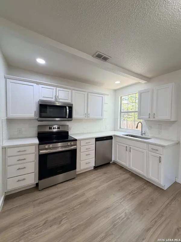163 Continental, San Antonio, TX 78228